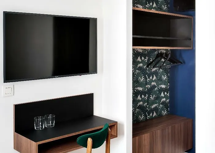 Rendez-vous Batignolles ホテル 3*