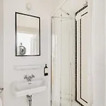 Rendez-vous Batignolles 3* Paříž