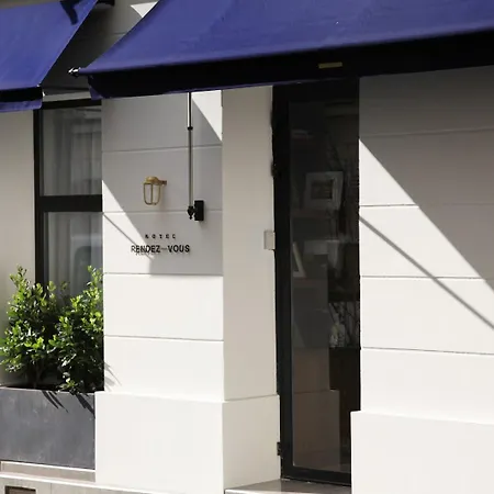 Rendez-vous Batignolles ホテル パリ