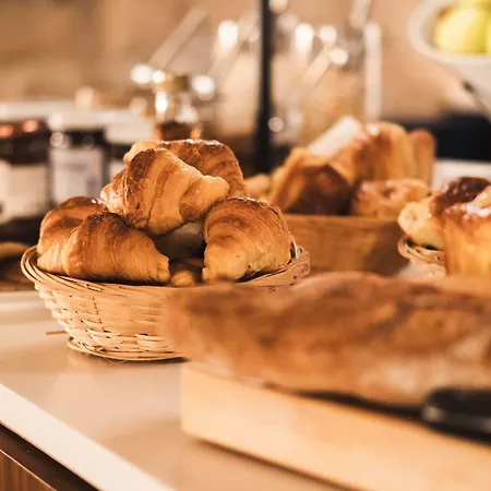 فندق Rendez-vous Batignolles باريس