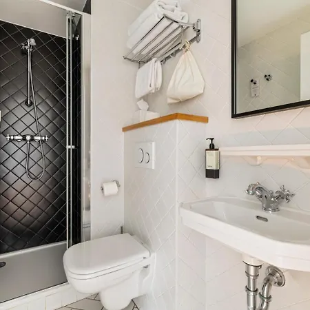 Rendez-vous Batignolles 3*