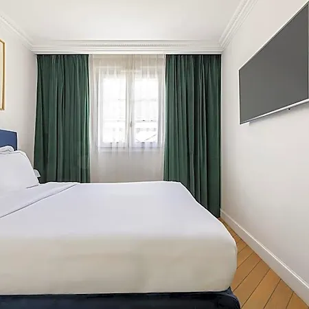 Hotel Rendez-vous Batignolles 3*