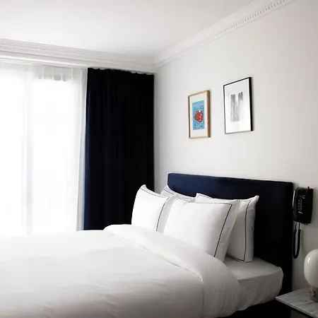 מלון Rendez-vous Batignolles 3*