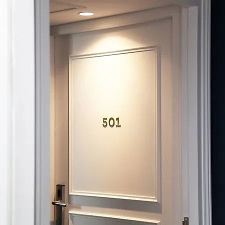 ホテル Rendez-vous Batignolles