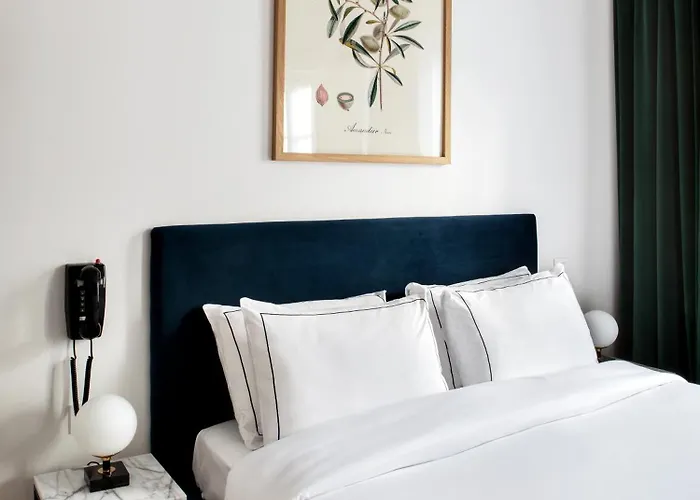 Rendez-vous Batignolles Hotel 3*