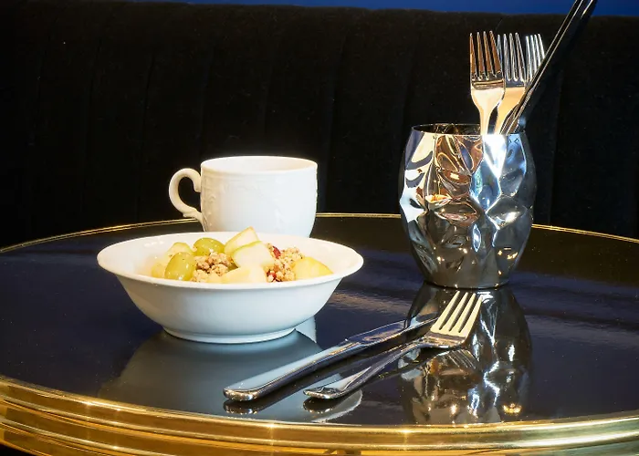 Hotel Rendez-vous Batignolles Paris