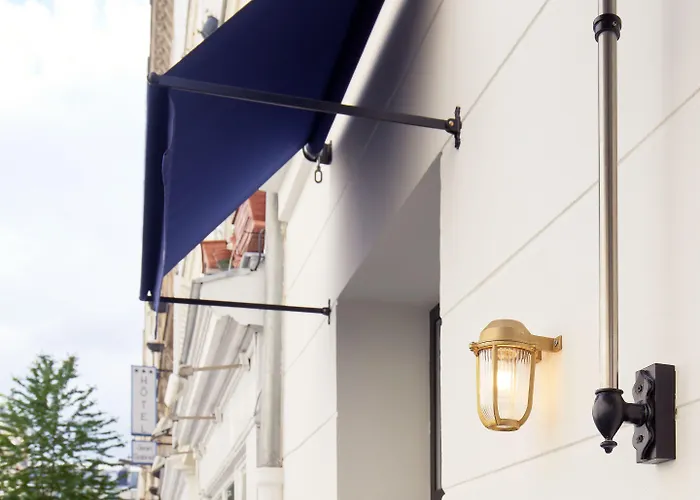 Hotel Rendez-vous Batignolles 3*