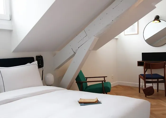 Hotel Rendez-vous Batignolles Paris