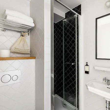 Ξενοδοχείο Rendez-vous Batignolles 3*