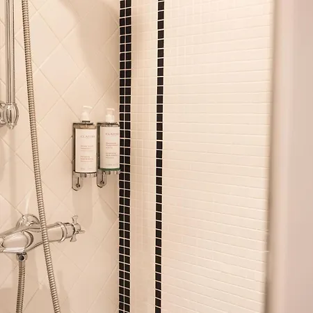 Rendez-vous Batignolles 3* Paris